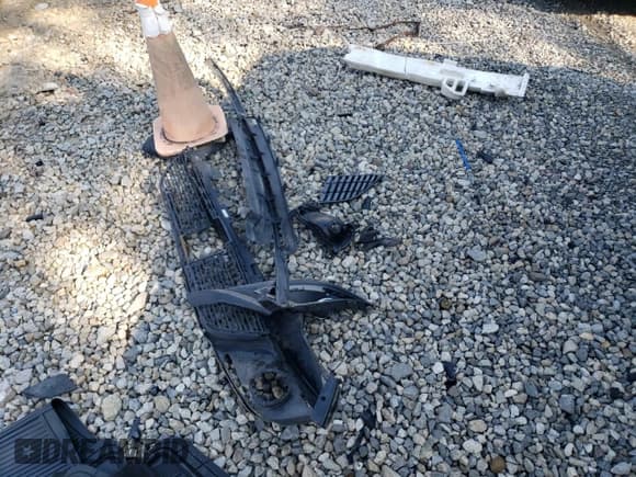 ✅ 2016 Dodge Durango R/T • VIN: 1C4SDJCT1GC373291 • Лот: 61579725. Опубликован ранее на Copart с пробегом 124 631 миль. Бесплатный доступ к архиву аукционных продаж из США и подробный отчёт об истории автомобиля на DreamBid. Изображение 13.