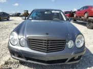 ✅ 2009 Mercedes-Benz E 320 • VIN: WDBUF22X79B373087 • Lot: 68605214. Wystawiony na Copart z przebiegiem 195 757 mil. Bezpłatny archiwum sprzedaży aukcyjnych z USA i szczegółowy raport historii pojazdu na DreamBid. Zdjęcie 5.
