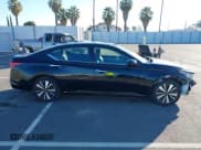 ✅ 2022 Nissan Altima SV • VIN: 1N4BL4DV5NN315132 • Lot: 43384235. Wystawiony na IAAI z przebiegiem 69 255 mil. Bezpłatny archiwum sprzedaży aukcyjnych z USA i szczegółowy raport historii pojazdu na DreamBid. Zdjęcie 14.