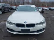 ✅ 2018 BMW 3 Series 320i xDrive • VIN: WBA8E5G54JNV02904 • Лот: 41807364. Опубликован ранее на IAAI с пробегом 90 710 миль. Бесплатный доступ к архиву аукционных продаж из США и подробный отчёт об истории автомобиля на DreamBid. Изображение 12.