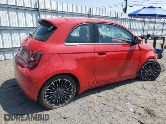 ✅ 2024 FIAT 500e INSPI(RED) • VIN: ZFAFFAA47RX205553 • Lot: 59934075. Listed on Copart with 6,689 mi. Free auction sales archive from the USA and detailed vehicle history report at DreamBid. Image 3.