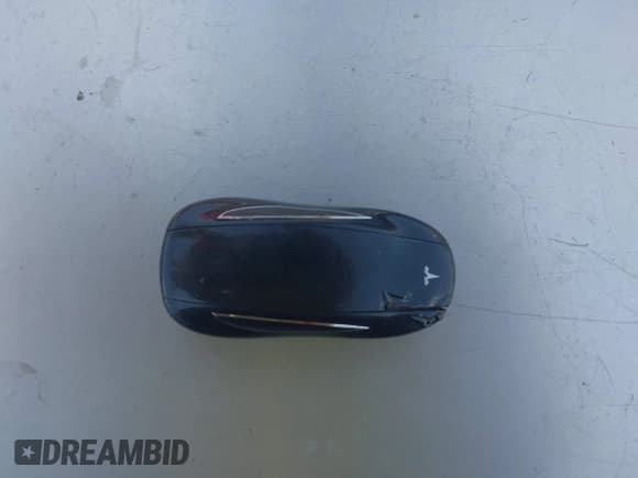 ✅ 2019 Tesla Model X 75D • VIN: 5YJXCBE25KF151349 • Lot: 42397611. Wystawiony na IAAI z przebiegiem 65 125 mil. Bezpłatny archiwum sprzedaży aukcyjnych z USA i szczegółowy raport historii pojazdu na DreamBid. Zdjęcie 11.