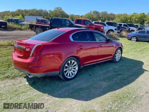 ✅ 2011 Lincoln MKS EcoBoost • VIN: 1LNHL9FT5BG605718 • Lot: 86539445. Wystawiony na Copart z przebiegiem 120 543 mil. Bezpłatny archiwum sprzedaży aukcyjnych z USA i szczegółowy raport historii pojazdu na DreamBid. Zdjęcie 4.