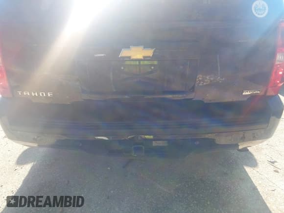 ✅ 2012 Chevrolet Tahoe LT • VIN: 1GNSCBE09CR159627 • Lot: 43786522. Wystawiony na IAAI z przebiegiem 271 329 mil. Bezpłatny archiwum sprzedaży aukcyjnych z USA i szczegółowy raport historii pojazdu na DreamBid. Zdjęcie 6.