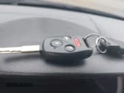 ✅ 2003 Honda Accord LX • VIN: 1HGCM66353A018662 • Lot: 41908567. Listed on IAAI with 216,510 mi. Free auction sales archive from the USA and detailed vehicle history report at DreamBid. Image 11.