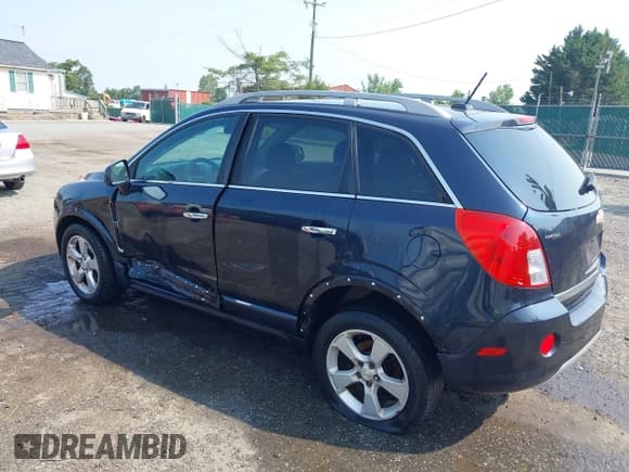 ✅ 2015 Chevrolet Captiva Sport LT • VIN: 3GNAL3EK2FS521012 • Lot: 42446519. Wystawiony na IAAI z przebiegiem 141 445 mil. Bezpłatny archiwum sprzedaży aukcyjnych z USA i szczegółowy raport historii pojazdu na DreamBid. Zdjęcie 3.