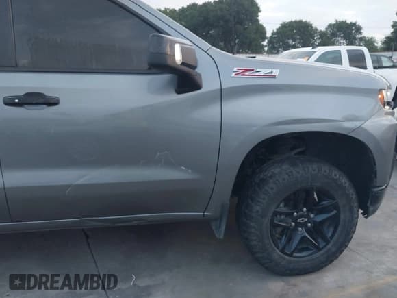 ✅ 2019 Chevrolet Silverado 1500 LT Trail Boss • VIN: 3GCPYFED8KG241132 • Лот: 42441860. Опубликован ранее на IAAI с пробегом 107 023 миль. Бесплатный доступ к архиву аукционных продаж из США и подробный отчёт об истории автомобиля на DreamBid. Изображение 20.