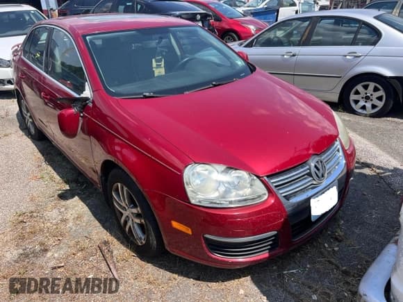 ✅ 2006 Volkswagen Jetta 2.5L • VIN: 3VWSG71K96M721224 • Лот: 69009845. Опубликован ранее на Copart с пробегом 164 443 миль. Бесплатный доступ к архиву аукционных продаж из США и подробный отчёт об истории автомобиля на DreamBid. Изображение 1.