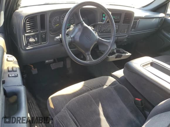 ✅ 1999 Chevrolet Silverado 1500 LS • VIN: 2GCEC19V8X1129832 • Лот: 82515275. Опубликован ранее на Copart с пробегом 186 064 миль. Бесплатный доступ к архиву аукционных продаж из США и подробный отчёт об истории автомобиля на DreamBid. Изображение 8.