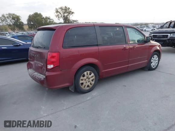 ✅ 2015 Dodge Grand Caravan American Value • VIN: 2C4RDGBG6FR623913 • Lot: 43350343. Listed on IAAI with 155,102 mi. Free auction sales archive from the USA and detailed vehicle history report at DreamBid. Image 4.