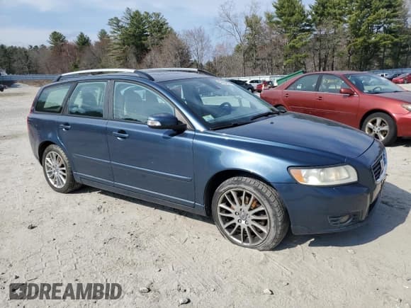 ✅ 2008 Volvo V50 2.5T • VIN: YV1MJ672382393091 • Lot: 52884685. Wystawiony na Copart z przebiegiem 61 939 mil. Bezpłatny archiwum sprzedaży aukcyjnych z USA i szczegółowy raport historii pojazdu na DreamBid. Zdjęcie 4.