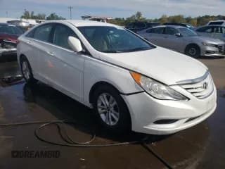 ✅ 2013 Hyundai Sonata GLS • VIN: 5NPEB4AC6DH688045 • Lot: 73345874. Listed on Copart with 164,470 mi. Free auction sales archive from the USA and detailed vehicle history report at DreamBid. Image 4.
