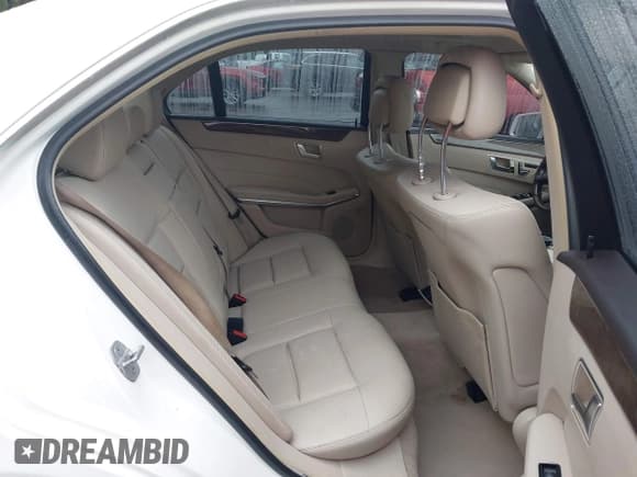 ✅ 2014 Mercedes-Benz E 350 Sport • VIN: WDDHF8JB0EA776409 • Lot: 43227678. Listed on IAAI with 158,793 mi. Free auction sales archive from the USA and detailed vehicle history report at DreamBid. Image 8.