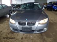 ✅ 2008 BMW 3 Series 328i • VIN: WBAWV13548PG07210 • Lot: 44049795. Wystawiony na Copart z przebiegiem 60 062 mil. Bezpłatny archiwum sprzedaży aukcyjnych z USA i szczegółowy raport historii pojazdu na DreamBid. Zdjęcie 5.