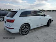 ✅ 2019 Audi Q7 Premium Plus • VIN: WA1LHAF72KD044247 • Lot: 82551235. Wystawiony na Copart z przebiegiem 80 596 mil. Bezpłatny archiwum sprzedaży aukcyjnych z USA i szczegółowy raport historii pojazdu na DreamBid. Zdjęcie 3.