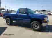 ✅ 2001 Chevrolet Silverado 1500 LS • VIN: 1GCEC14V91Z307897 • Lot: 67905664. Wystawiony na Copart z przebiegiem Nie podano mil. Skorzystaj z bezpłatnego archiwum sprzedaży aukcyjnych z USA i zobacz szczegółowy raport historii pojazdu na DreamBid. Zdjęcie 4.