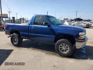 ✅ 2001 Chevrolet Silverado 1500 LS • VIN: 1GCEC14V91Z307897 • Lot: 67905664. Wystawiony na Copart z przebiegiem Nie podano mil. Skorzystaj z bezpłatnego archiwum sprzedaży aukcyjnych z USA i zobacz szczegółowy raport historii pojazdu na DreamBid. Zdjęcie 4.