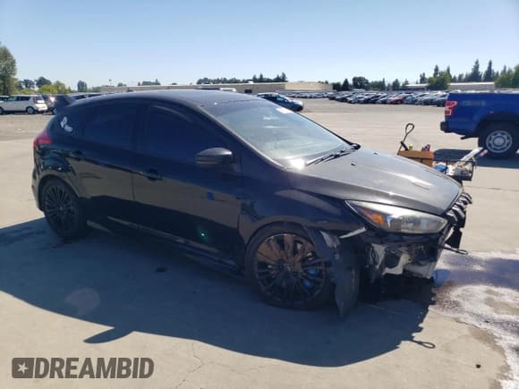 ✅ 2017 Ford Focus RS • VIN: WF0DP3TH8H4119335 • Лот: 69701045. Опубликован ранее на Copart с пробегом Не указан. Бесплатный доступ к архиву аукционных продаж из США и подробный отчёт об истории автомобиля на DreamBid. Изображение 4.