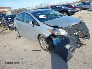 ✅ 2010 Toyota Prius III • VIN: JTDKN3DU6A0197458 • Lot: 43695703. Wystawiony na IAAI z przebiegiem 129 864 mil. Bezpłatny archiwum sprzedaży aukcyjnych z USA i szczegółowy raport historii pojazdu na DreamBid. Zdjęcie 1.