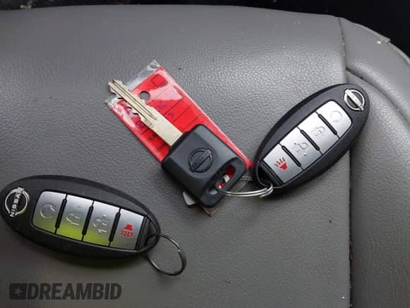 2024 Nissan Frontier SV with VIN 1N6ED1EKXRN601679, listed as a IAAI auction lot 42144247 with 13,486 mi miles and . Bid and sale history available at DreamBid. Image 11.