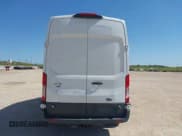 ✅ 2018 Ford Transit • VIN: 1FTYR2XM6JKA74123 • Lot: 41923975. Wystawiony na IAAI z przebiegiem 372 801 mil. Bezpłatny archiwum sprzedaży aukcyjnych z USA i szczegółowy raport historii pojazdu na DreamBid. Zdjęcie 16.