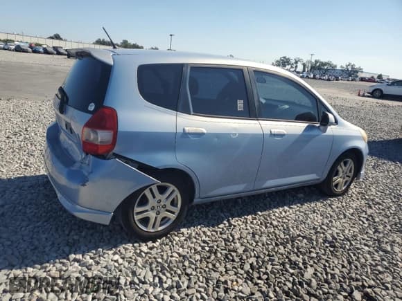 ✅ 2008 Honda Fit Sport • VIN: JHMGD38628S037255 • Lot: 92587545. Listed on Copart with 188,780 mi. Free auction sales archive from the USA and detailed vehicle history report at DreamBid. Image 3.