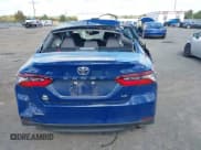 ✅ 2023 Toyota Camry LE • VIN: 4T1R11AK2PU130970 • Lot: 43417043. Wystawiony na IAAI z przebiegiem 26 938 mil. Bezpłatny archiwum sprzedaży aukcyjnych z USA i szczegółowy raport historii pojazdu na DreamBid. Zdjęcie 16.