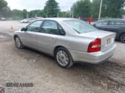 ✅ 2003 Volvo S80 2.9L • VIN: YV1TS92D231310509 • Lot: 42460419. Listed on IAAI with 140,259 mi. Free auction sales archive from the USA and detailed vehicle history report at DreamBid. Image 3.