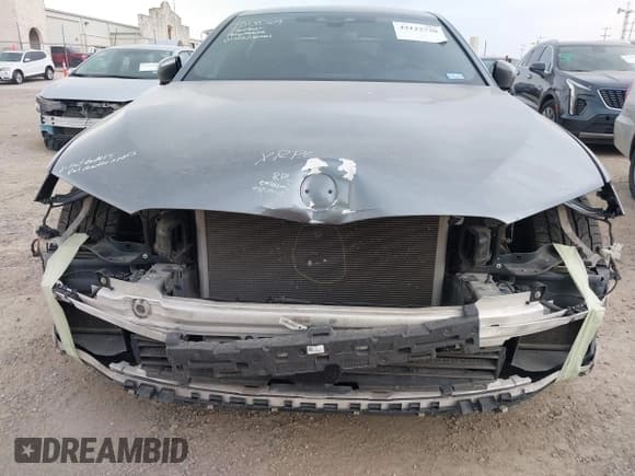 ✅ 2018 BMW 5 Series M550i xDrive • VIN: WBAJB9C55JB035694 • Lot: 42122730. Listed on IAAI with 61,561 mi. Free auction sales archive from the USA and detailed vehicle history report at DreamBid. Image 6.