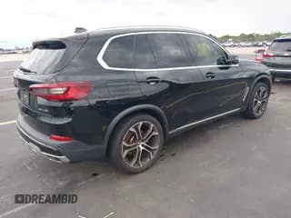 ✅ 2022 BMW X5 sDrive40i • VIN: 5UXCR4C07N9J99524 • Lot: 43425393. Wystawiony na IAAI z przebiegiem 58 086 mil. Bezpłatny archiwum sprzedaży aukcyjnych z USA i szczegółowy raport historii pojazdu na DreamBid. Zdjęcie 4.
