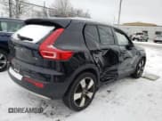 ✅ 2020 Volvo XC40 Momentum • VIN: YV4162UKXL2181611 • Lot: 72643092. Wystawiony na Copart z przebiegiem 39 469 mil. Bezpłatny archiwum sprzedaży aukcyjnych z USA i szczegółowy raport historii pojazdu na DreamBid. Zdjęcie 3.