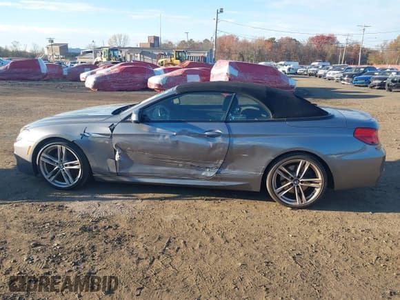 ✅ 2013 BMW 6 Series 640i • VIN: WBALW7C58DDX58532 • Lot: 43613070. Wystawiony na IAAI z przebiegiem 65 027 mil. Bezpłatny archiwum sprzedaży aukcyjnych z USA i szczegółowy raport historii pojazdu na DreamBid. Zdjęcie 14.