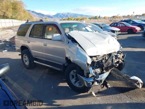 ✅ 1998 Toyota 4Runner SR5 • VIN: JT3HN86R2W0153243 • Lot: 43653358. Wystawiony na IAAI z przebiegiem 230 061 mil. Bezpłatny archiwum sprzedaży aukcyjnych z USA i szczegółowy raport historii pojazdu na DreamBid. Zdjęcie 1.