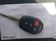 ✅ 2015 Toyota Camry SE • VIN: 4T1BF1FKXFU925985 • Лот: 43635992. Опубликован ранее на IAAI с пробегом 237 069 миль. Бесплатный доступ к архиву аукционных продаж из США и подробный отчёт об истории автомобиля на DreamBid. Изображение 11.