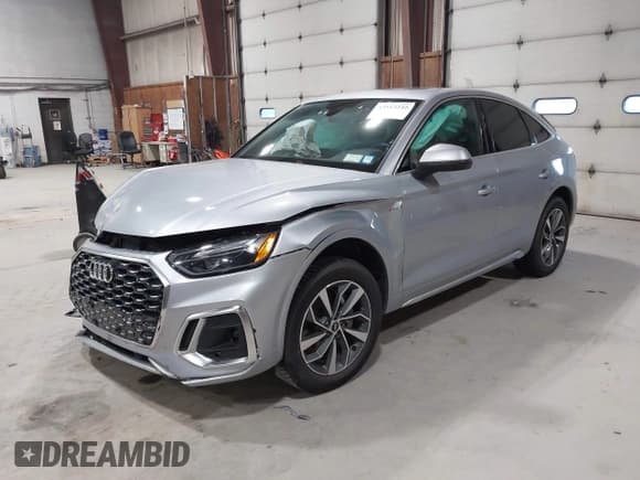 ✅ 2023 Audi Q5 Sportback S line Premium Plus • VIN: WA15AAFY1P2031367 • Лот: 43512242. Опубликован ранее на IAAI с пробегом 45 118 миль. Бесплатный доступ к архиву аукционных продаж из США и подробный отчёт об истории автомобиля на DreamBid. Изображение 2.