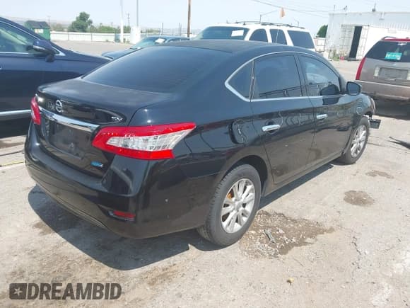 ✅ 2014 Nissan Sentra S • VIN: 3N1AB7AP4EY229476 • Lot: 42729427. Listed on IAAI with Not provided. Free auction sales archive from the USA and detailed vehicle history report at DreamBid. Image 4.
