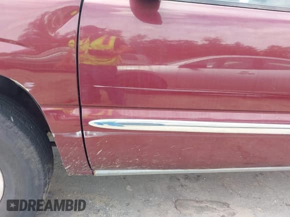 ✅ 2001 GMC Sierra 1500 SLE • VIN: 2GTEK19TX11375399 • Лот: 42604325. Опубликован ранее на IAAI с пробегом 157 715 миль. Бесплатный доступ к архиву аукционных продаж из США и подробный отчёт об истории автомобиля на DreamBid. Изображение 16.