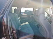 ✅ 2017 Chevrolet Traverse LS • VIN: 1GNKVFED1HJ306534 • Lot: 71038035. Wystawiony na Copart z przebiegiem Nie podano. Bezpłatny archiwum sprzedaży aukcyjnych z USA i szczegółowy raport historii pojazdu na DreamBid. Zdjęcie 11.