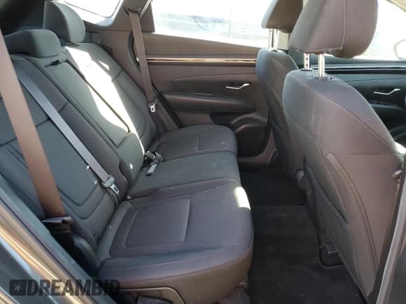 ✅ 2022 Hyundai Tucson SE • VIN: 5NMJA3AE8NH078496 • Lot: 86794485. Wystawiony na Copart z przebiegiem 89 803 mil. Bezpłatny archiwum sprzedaży aukcyjnych z USA i szczegółowy raport historii pojazdu na DreamBid. Zdjęcie 10.