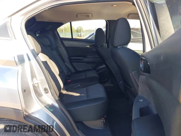 ✅ 2020 Mitsubishi Eclipse Cross SE • VIN: JA4AT5AA0LZ007136 • Lot: 43463583. Listed on IAAI with 82,599 mi. Free auction sales archive from the USA and detailed vehicle history report at DreamBid. Image 8.