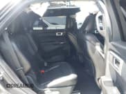 ✅ 2020 Ford Explorer XLT • VIN: 1FMSK8DH1LGB70294 • Lot: 42207028. Wystawiony na IAAI z przebiegiem 36 170 mil. Bezpłatny archiwum sprzedaży aukcyjnych z USA i szczegółowy raport historii pojazdu na DreamBid. Zdjęcie 8.