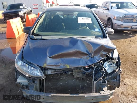 ✅ 2019 Honda Fit LX • VIN: 3HGGK5H45KM719338 • Lot: 43407932. Wystawiony na IAAI z przebiegiem 124 059 mil. Bezpłatny archiwum sprzedaży aukcyjnych z USA i szczegółowy raport historii pojazdu na DreamBid. Zdjęcie 6.