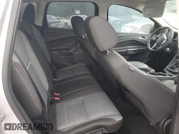 ✅ 2013 Ford Escape SE • VIN: 1FMCU0GX0DUC54077 • Lot: 83984325. Wystawiony na Copart z przebiegiem Nie podano. Bezpłatny archiwum sprzedaży aukcyjnych z USA i szczegółowy raport historii pojazdu na DreamBid. Zdjęcie 11.