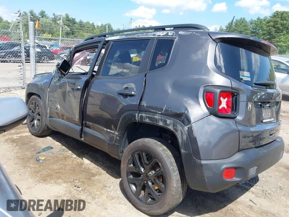 ✅ 2018 Jeep Renegade Latitude • VIN: ZACCJBBB6JPG73732 • Lot: 42549052. Wystawiony na IAAI z przebiegiem 65 388 mil. Bezpłatny archiwum sprzedaży aukcyjnych z USA i szczegółowy raport historii pojazdu na DreamBid. Zdjęcie 15.