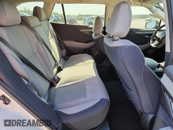 ✅ 2022 Subaru Outback Premium • VIN: 4S4BTADC8N3151860 • Lot: 71563155. Wystawiony na Copart z przebiegiem 95 897 mil. Bezpłatny archiwum sprzedaży aukcyjnych z USA i szczegółowy raport historii pojazdu na DreamBid. Zdjęcie 10.