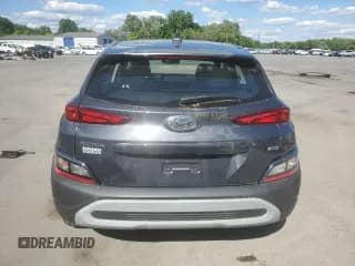 ✅ 2022 Hyundai Kona SE • VIN: KM8K2CAB0NU762132 • Лот: 56276794. Опубликован ранее на Copart с пробегом 43 922 миль. Бесплатный доступ к архиву аукционных продаж из США и подробный отчёт об истории автомобиля на DreamBid. Изображение 6.