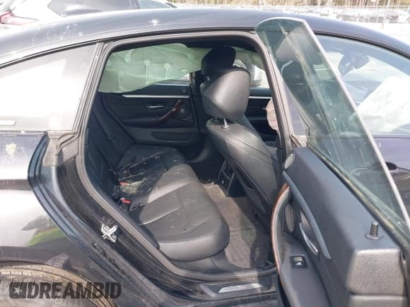 ✅ 2015 BMW 4 Series 435i xDrive • VIN: WBA4B3C55FGV48934 • Lot: 42098843. Listed on IAAI with 89,959 mi. Free auction sales archive from the USA and detailed vehicle history report at DreamBid. Image 8.