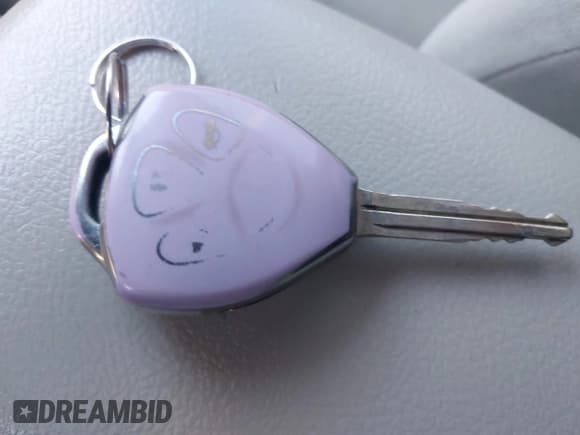 ✅ 2013 Toyota Corolla LE • VIN: 2T1BU4EE3DC064487 • Лот: 43457765. Опубликован ранее на IAAI с пробегом 174 611 миль. Бесплатный доступ к архиву аукционных продаж из США и подробный отчёт об истории автомобиля на DreamBid. Изображение 11.