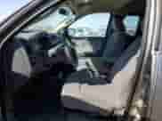 2005 Dodge Dakota ST z VIN 1D7HW22K65S204587, wystawiony jako Copart lot #74038824 z przebiegiem 176 919 mil mil oraz Szkoda całkowita • Salvage title. Historia ofert i sprzedaży dostępna na DreamBid. Obrazek 7.