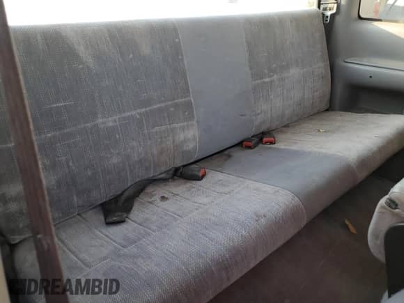 1997 Dodge 1500 с VIN 3B7HC13Z6VG825621, выставлен на аукционе Copart как лот 83291024 с пробегом 193 785 миль миль и Списание • Salvage title. История ставок и продаж доступна на DreamBid. Изображение 10.